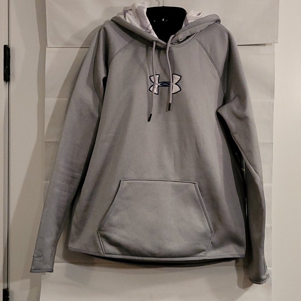 Women's Large Under Armour Hoodie🌻